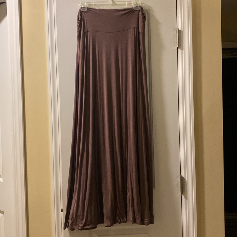 Bobeau Women's Maxi Skirt in Brown